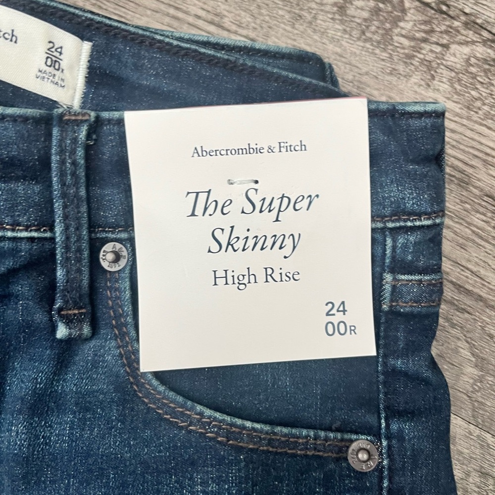 Women’s Blue Skinny Jeans